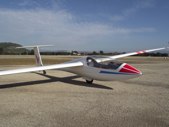  Emotion Glider in Carpentras.JPG 